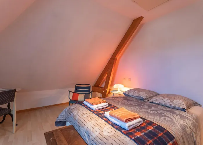 Bed & Breakfast D'hotes A Laroin